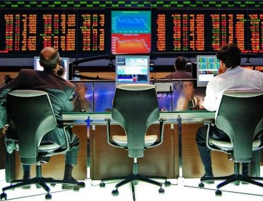 Κερδοσκοπική επίθεση στο χρηματιστήριο ή πραγματικά ευάλωτες εταιρείες οι Folli-Follie και Ιντρακόμ-Ιντραλότ;